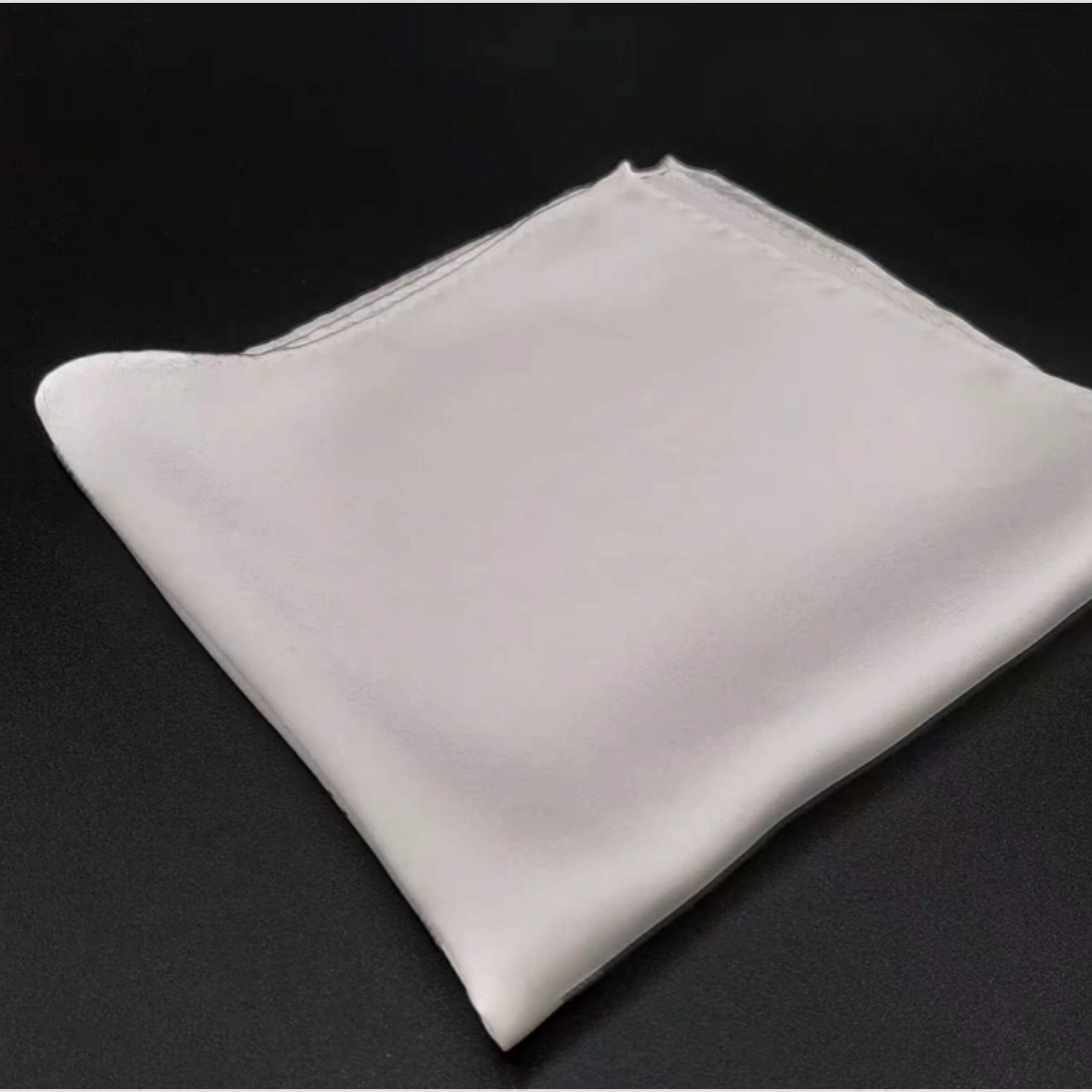 Pochette en soie pour homme
