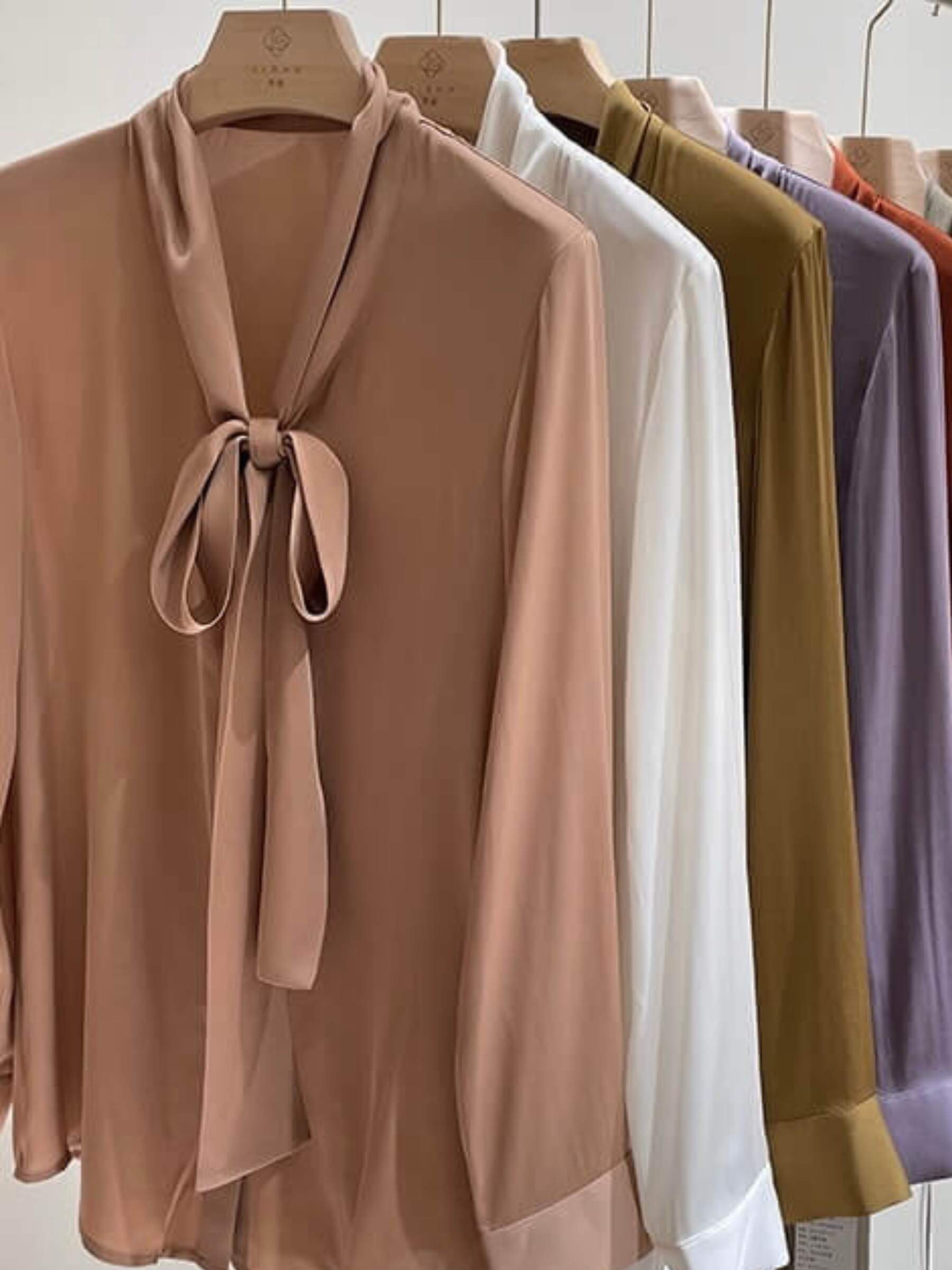 Zijden blouse met strik