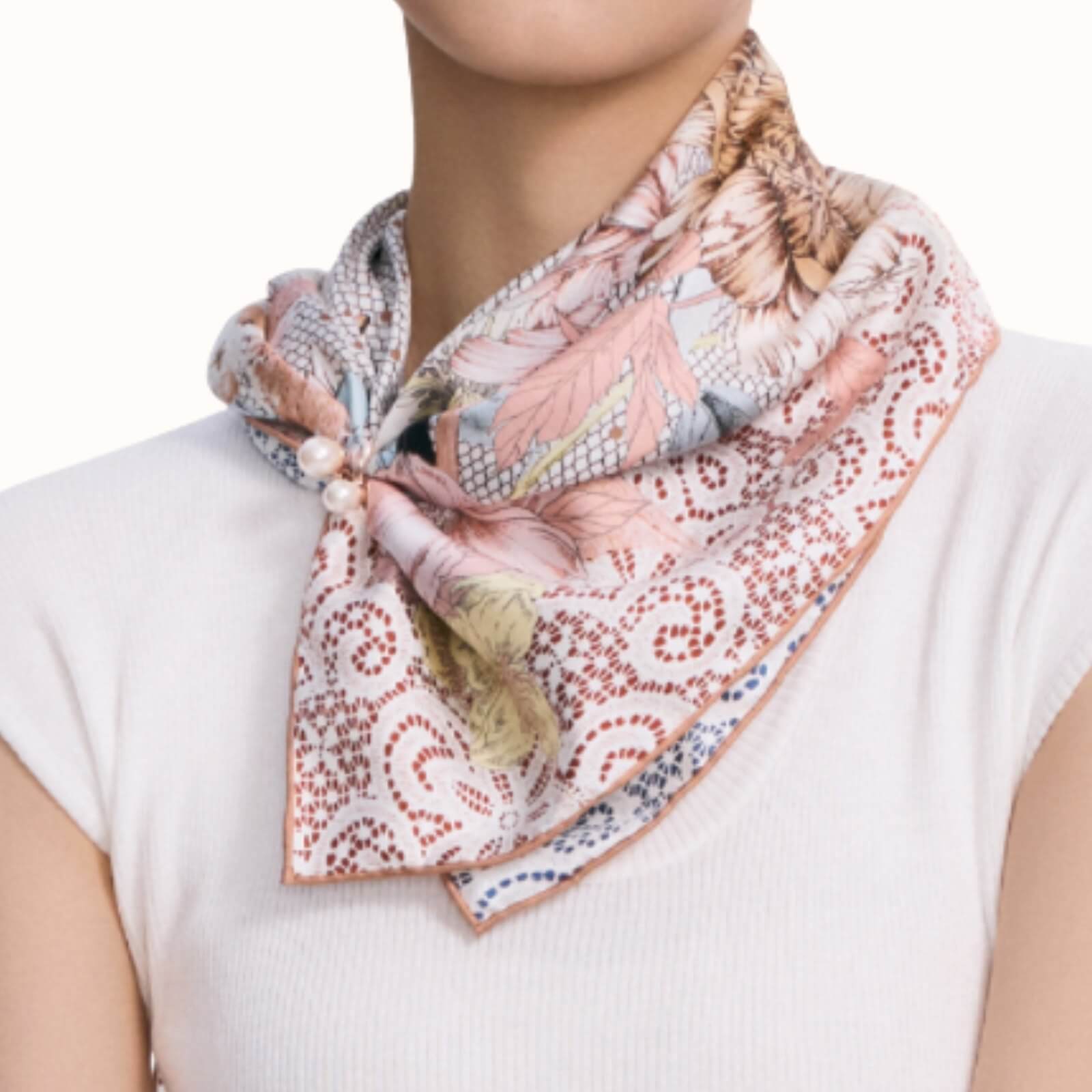 Silk scarf (90×90 cm)