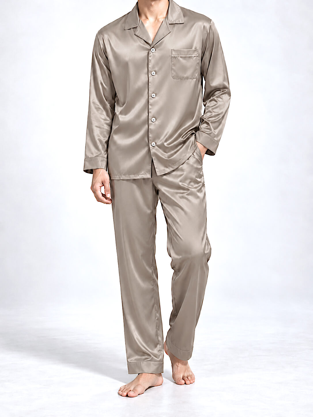 Pyjama en soie pour homme
