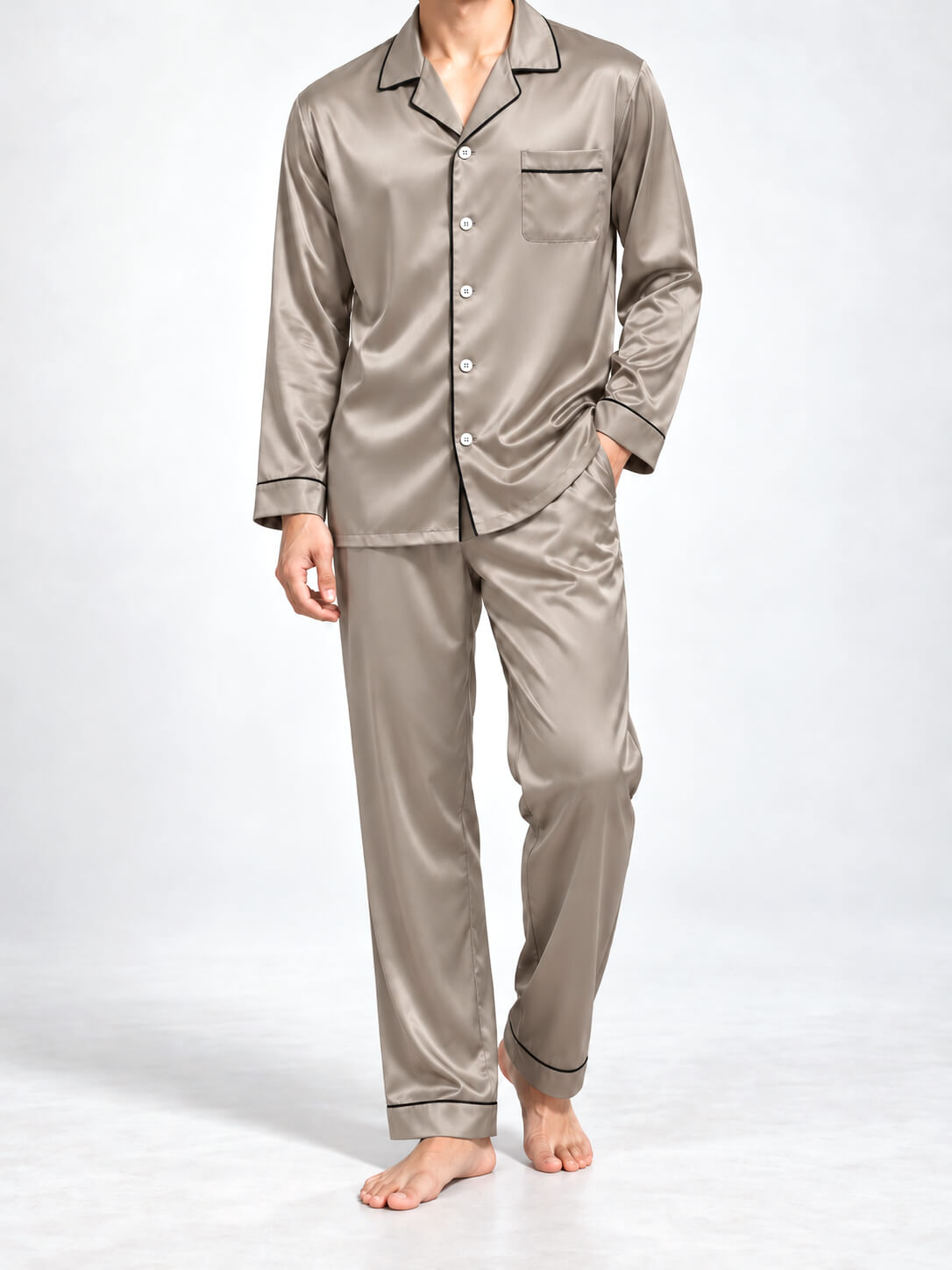 Pyjama en soie pour homme