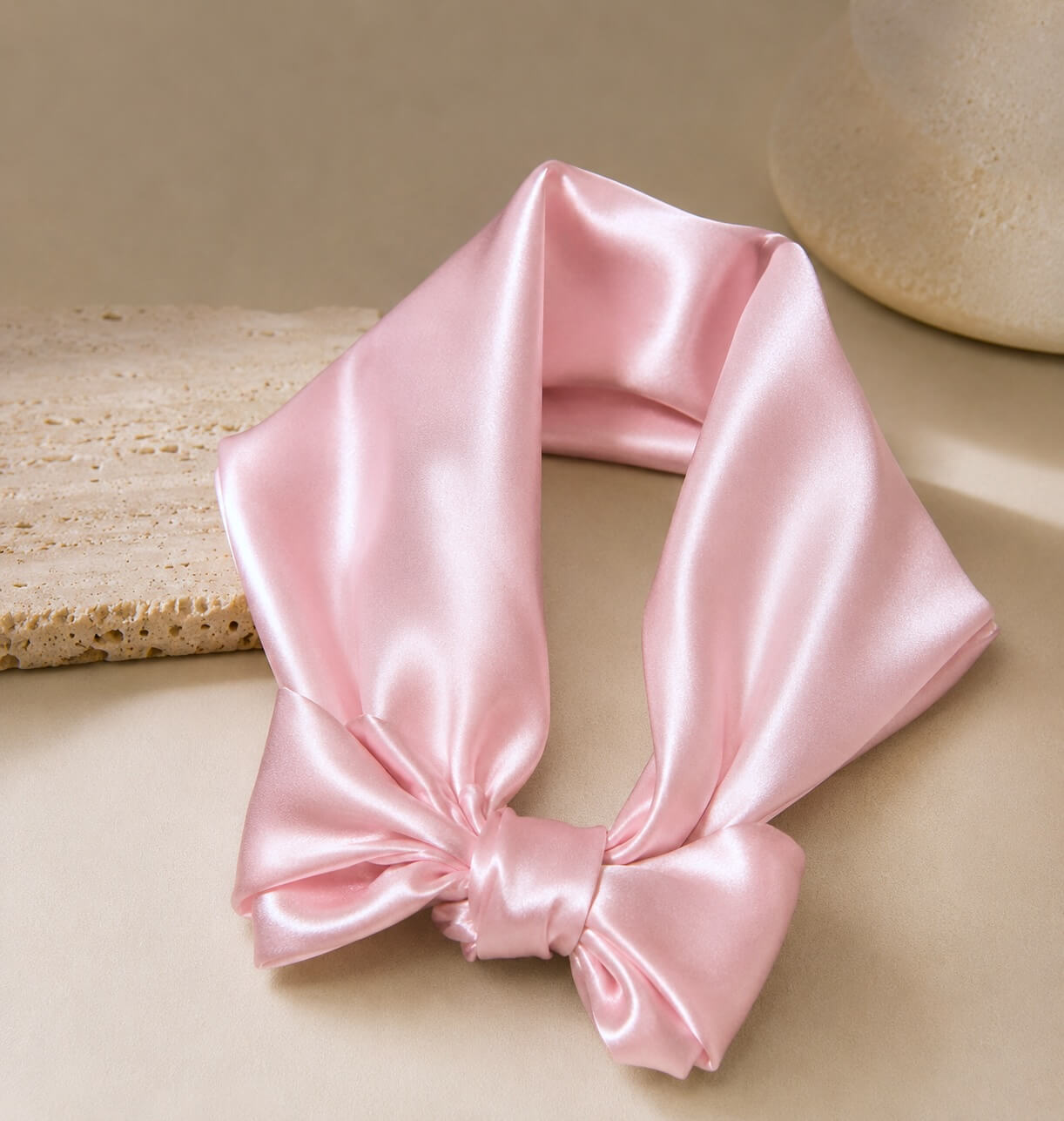 Foulard en soie unie (carrée)